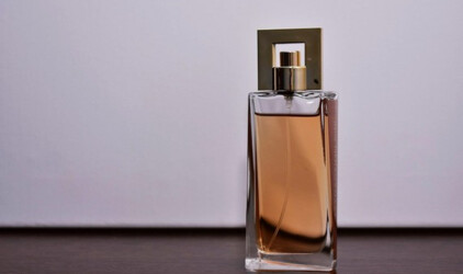 Burberry Weekend for Woman – стильный парфюмерный аксессуар